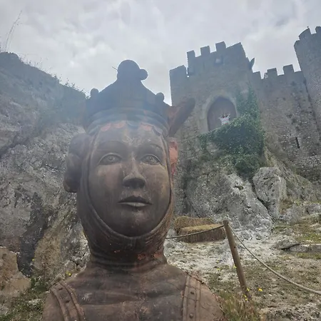 펜션 Sunflower Castle View In 오비도스