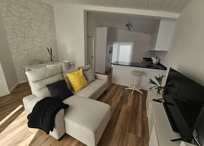 Sunflower Castle View In オビドス