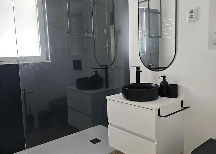 別荘 Sunflower Castle View In *