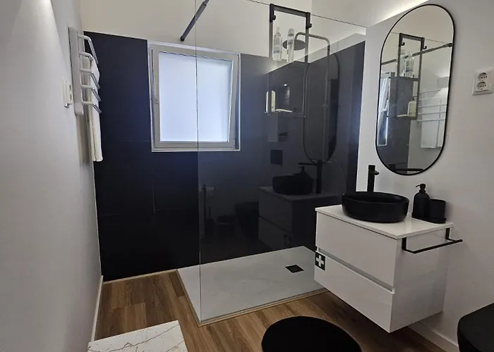 別荘 Sunflower Castle View In *